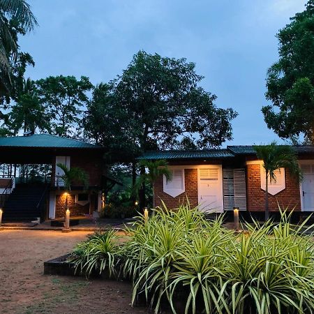 Sethway Village Minneriya Ngoại thất bức ảnh